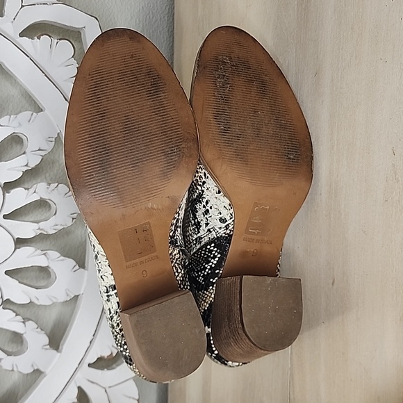 The Rosie Ankle Boot in Snake Embossed Leather Size 9 - Picture 6 of 11